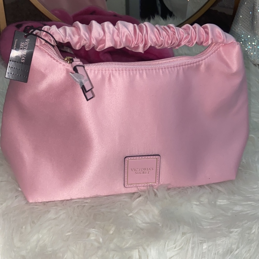 VS ✨ mini pink bag!